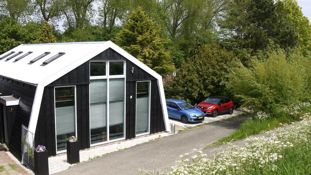 Markermeerlogies Bovenkarspel Exterior photo